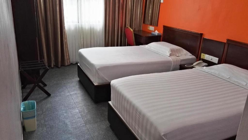 Id Hotel Segamat Extérieur photo